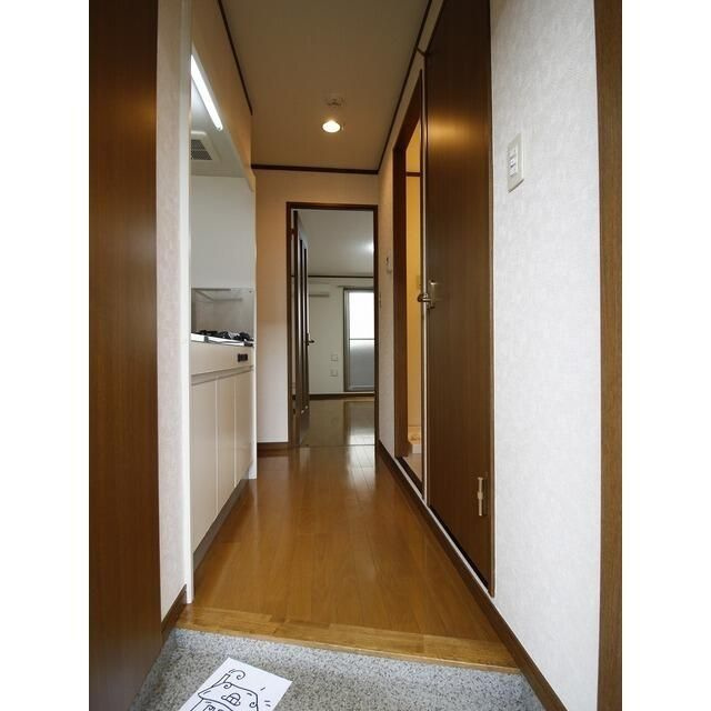 アンプルール　フェール　北戸田の玄関