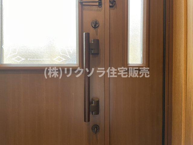 西中野1丁目　中古一戸建ての防犯設備|ツーシリンダー錠
■物件内覧・資金計画相談・住宅ローン相談、リフォーム相談、お問合せ受付中■
※当日・翌日のご内覧、ご相談はお電話でのお問合せがスムーズです！