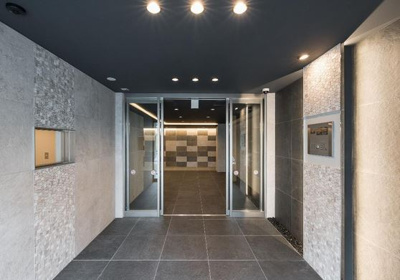 【エントランス】 | エストゥルース両国