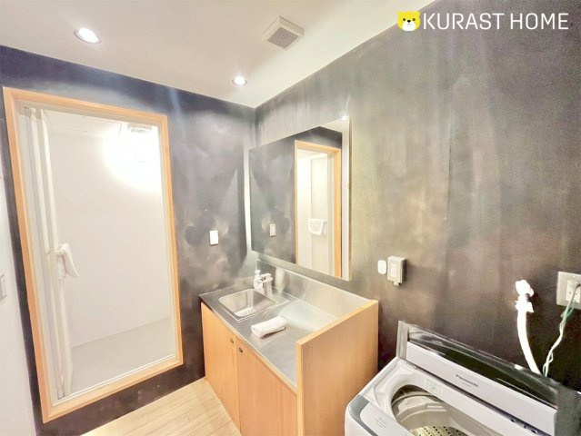 京都市中京区壬生高樋町　中古戸建の洗面所