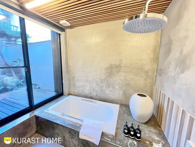 京都市中京区壬生高樋町　中古戸建の浴室