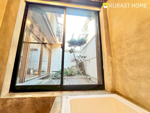 京都市中京区壬生高樋町　中古戸建の浴室