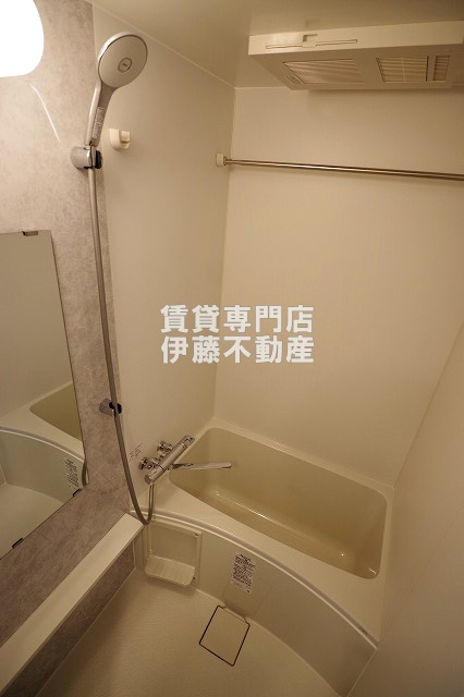 CREST TAPP志賀本通の浴室