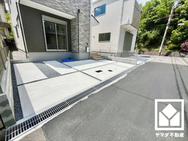 大津市鶴の里　1期　2号地の駐車場