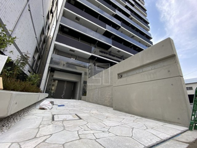 【エントランス】 | S-RESIDENCE難波大国町Uno | S-RESIDENCE難波大国町Uno　エントランス
