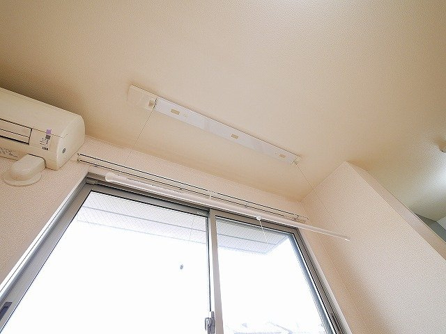 リビングタウン天理　Ａ棟の設備|室内物干し完備