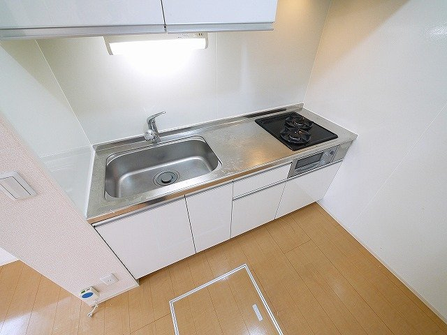 リビングタウン天理　Ａ棟のキッチン|ガスコンロが2口も有り効率的に調理ができます