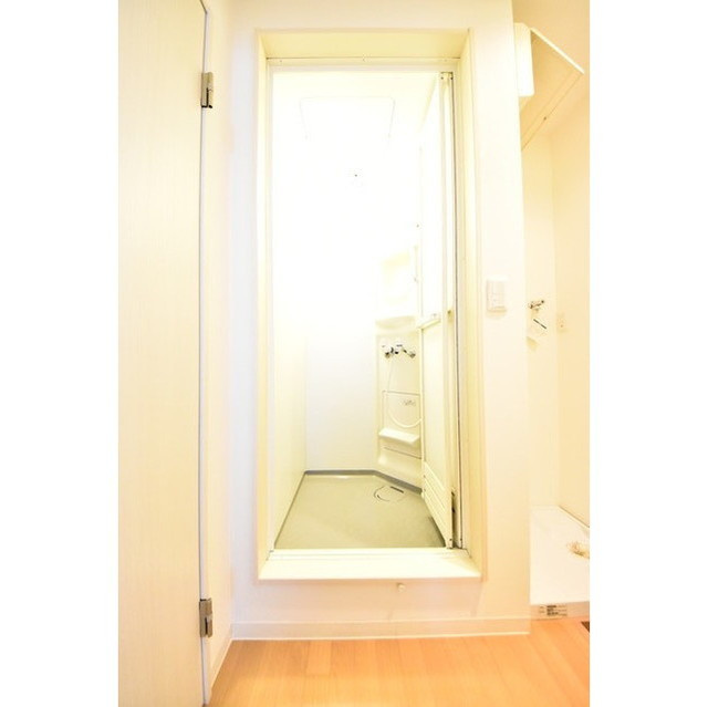 豊島区長崎１丁目のアパートのシャワールーム