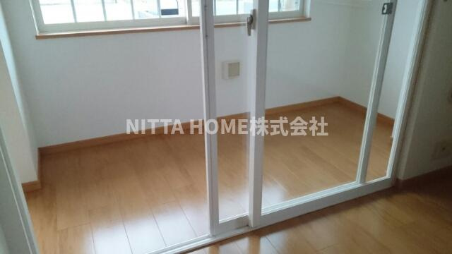 クライネ　タックのバルコニー|南向きのインナーバルコニー♪