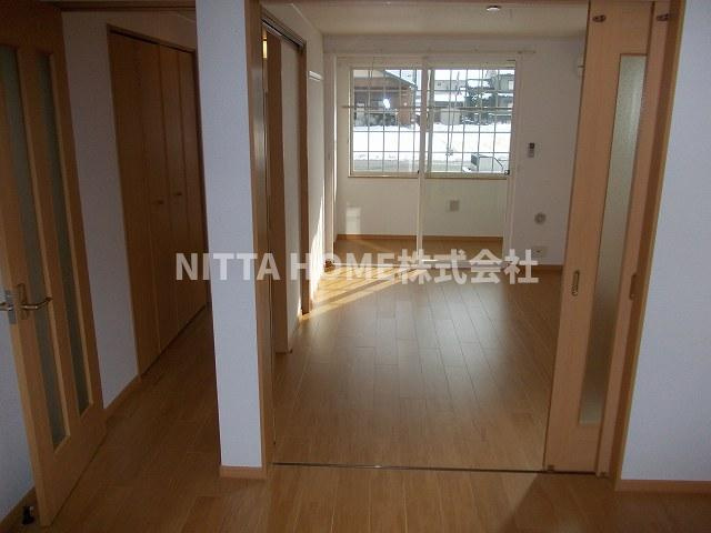 クライネ　タックの居間・リビング|明るいリビングです★