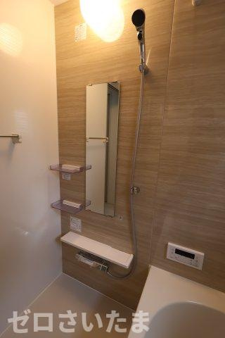 《仲介手数料無料》蓮田市椿山２丁目10-11新築一戸建てブルーミングガーデンの浴室