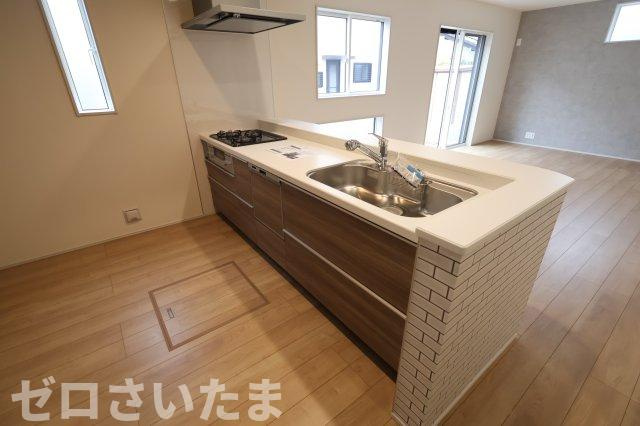 《仲介手数料無料》蓮田市椿山２丁目10-11新築一戸建てブルーミングガーデンのキッチン
