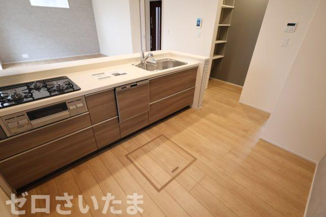 《仲介手数料無料》蓮田市椿山２丁目10-11新築一戸建てブルーミングガーデンのキッチン