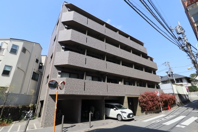 ルーブル渋谷初台の外観