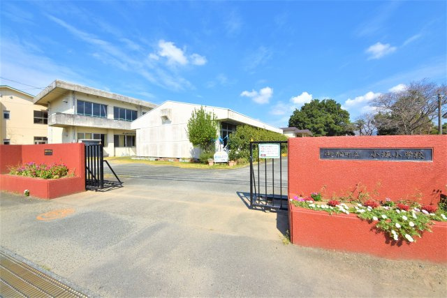 上益城郡御船町小坂第2-2棟（1号棟）の周辺|小坂小学校