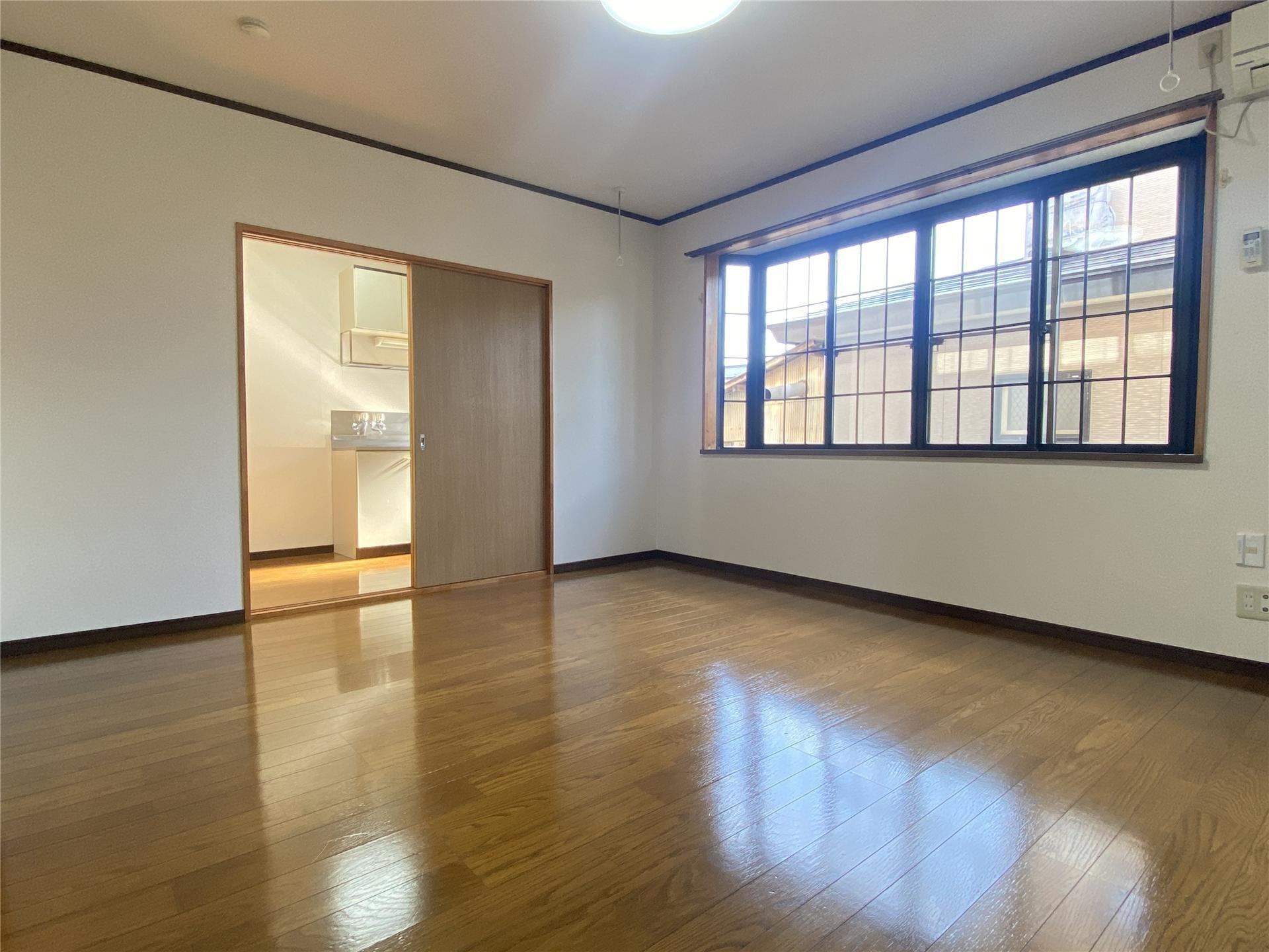 サンライフ佐藤Ｂの居間・リビング|リビング9帖