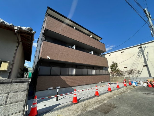 ＵＮＩ　ＦＬＡＴ　奈良法蓮町