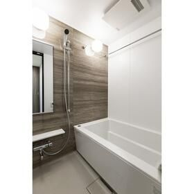 ＬａＳａｎｔｅ　上野の浴室