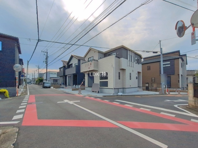 【前面道路含む現地写真】 | 新築戸建／ふじみ野市川崎２丁目（全6棟） | 外構（撮影：'26/04/30）