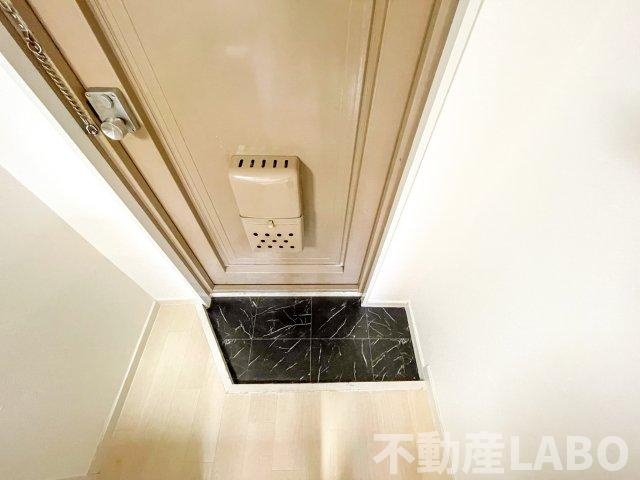 アリストプラザ中野の玄関