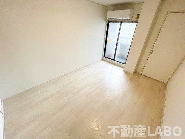 アリストプラザ中野の居間・リビング