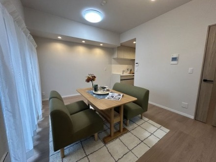 舟入中町パークホームズの居間・リビング