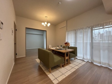 舟入中町パークホームズの居間・リビング