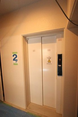 ラ・メゾン輝の設備|エレベーターです