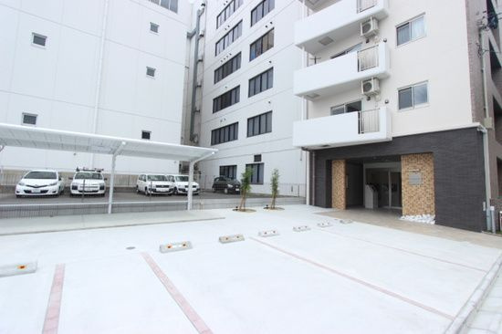 ラ・メゾン輝の駐車場|駐車場です