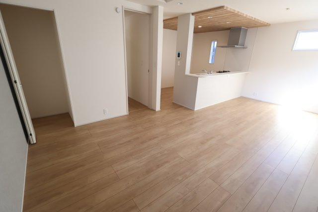 《仲介手数料無料》蓮田市西城１丁目49-1新築一戸建てブルーミングガーデン