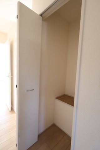 《仲介手数料無料》蓮田市西城１丁目49-1新築一戸建てブルーミングガーデンの収納