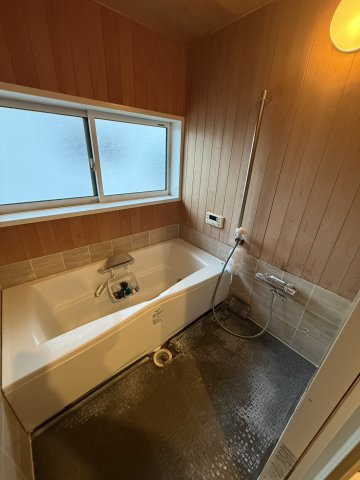 埼玉県鴻巣市箕田3576-1の浴室