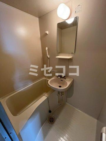 メゾン扇町の浴室