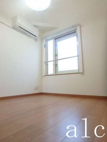 中野区南台５丁目のアパートの居間・リビング|おしゃれなリビングです　※同シリーズ写真