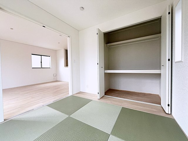 新築戸建・新築建売　二本松市油井第5　油井小・安達中の和室|リビングのすぐ隣にあるのでお子様のお昼寝や遊び場として最適！