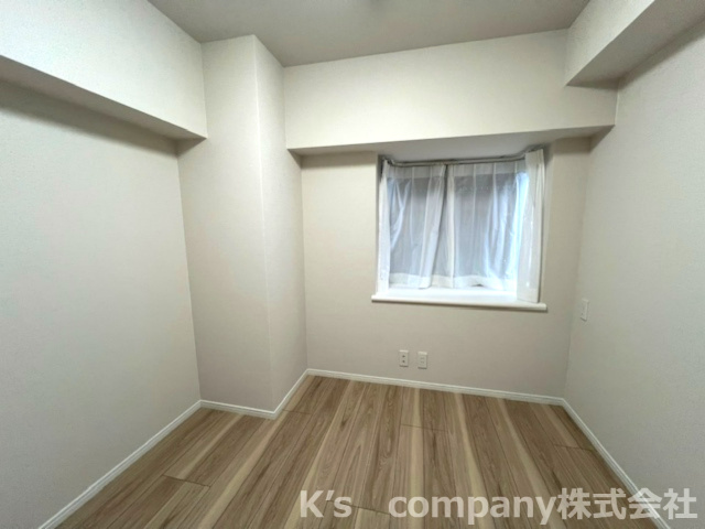 藤沢市片瀬海岸2丁目　ライオンズマンション片瀬江ノ島第２　102号室の子供部屋|様々な用途にお使いいただける洋室です♪