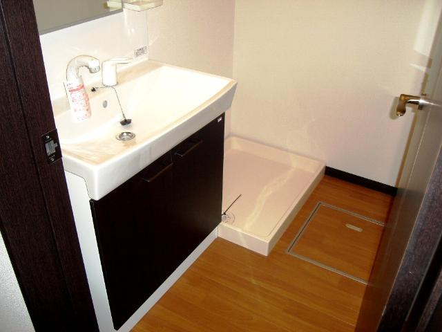 グランドゥールⅡの洗面所|洗面