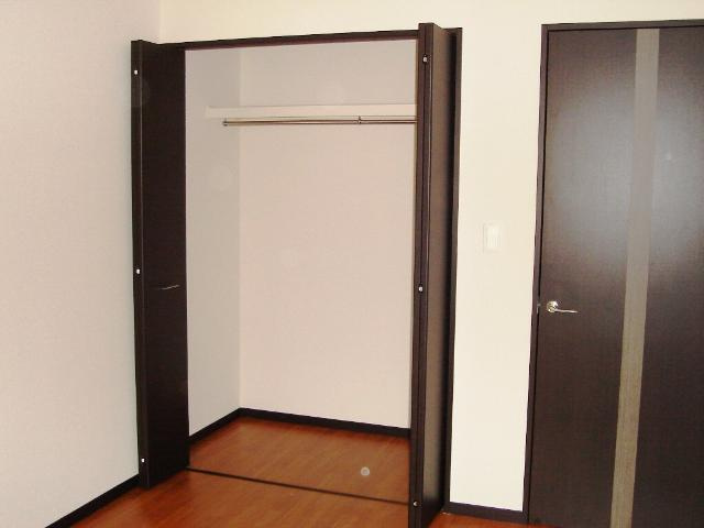 グランドゥールⅡの収納|クローゼット