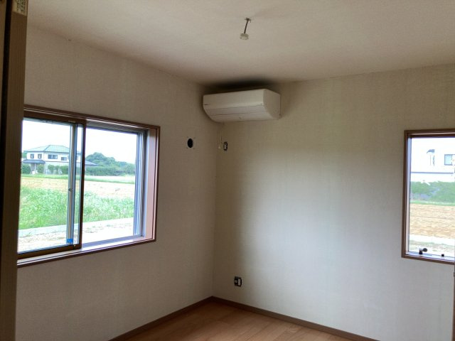 中古戸建　浜松市中央区三幸町　の居間・リビング