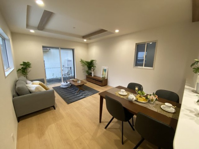 【居間・リビング】 | 新座市石神5丁目 | ※家具・家電・備品は付属しません。