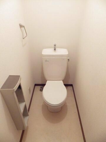 ヴィラ東新宿Ｂのトイレ