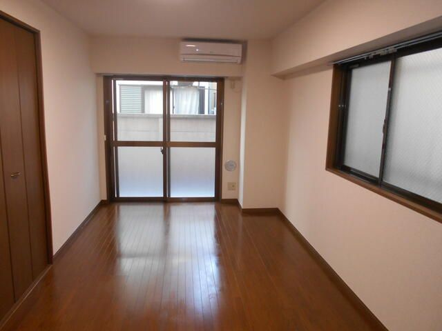 大原町の居間・リビング