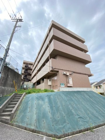 ウエストハイライズの外観