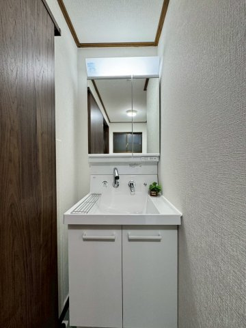 門真市江端町の独立洗面台