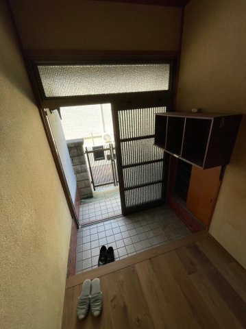 明美の里町　中古一戸建ての玄関|■物件内覧・資金計画相談・住宅ローン相談、リフォーム相談、お問合せ受付中■
※当日・翌日のご内覧、ご相談はお電話でのお問合せがスムーズです！