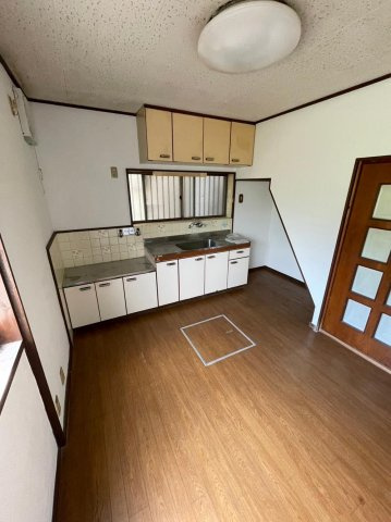 明美の里町　中古一戸建てのダイニング|DK7.5帖
■物件内覧・資金計画相談・住宅ローン相談、リフォーム相談、お問合せ受付中■
※当日・翌日のご内覧、ご相談はお電話でのお問合せがスムーズです！