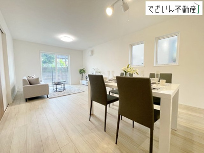【居間・リビング】 | LIGNAGE久喜市伊坂南24-1期  新築住宅 | ≪7号棟≫
現地(2026年4月撮影)