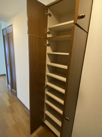 川崎市麻生区高石４丁目の賃貸マンションの収納|別部屋参考写真