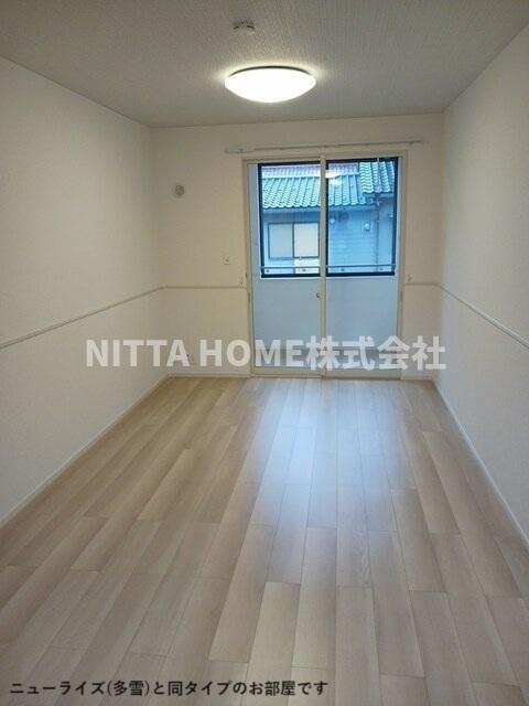 アベニールの居間・リビング|【イメージ写真】リビング広々１３．５帖あります＊