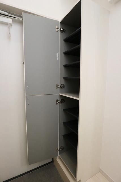 ＲＩＺＥＳＴ　東浦和Ⅰの玄関